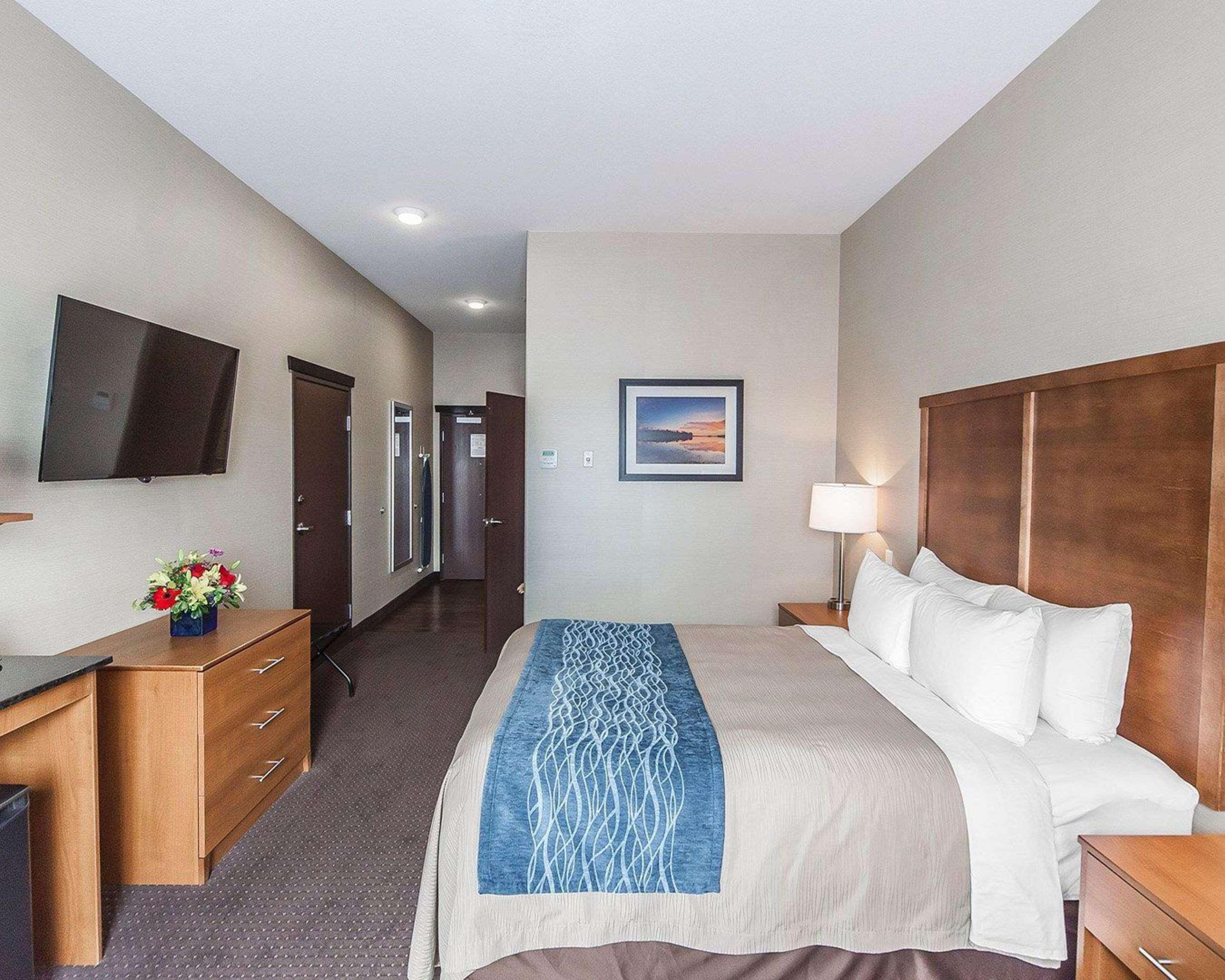 Comfort Inn & Suites Bonnyville Екстер'єр фото