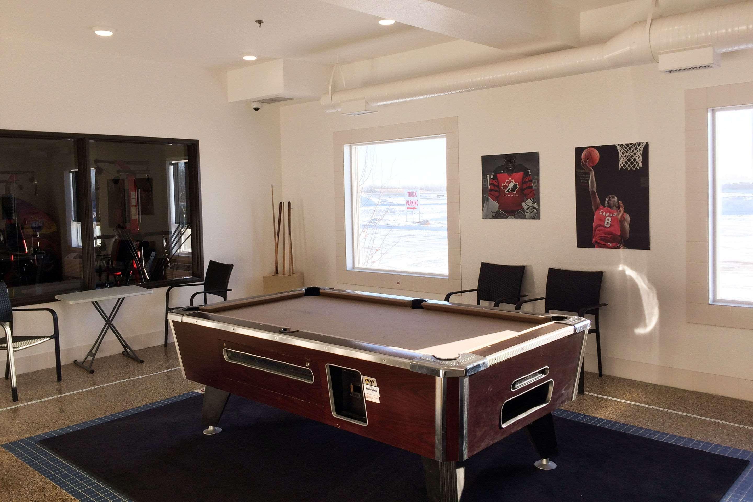 Comfort Inn & Suites Bonnyville Екстер'єр фото