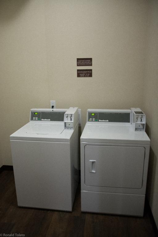 Comfort Inn & Suites Bonnyville Екстер'єр фото