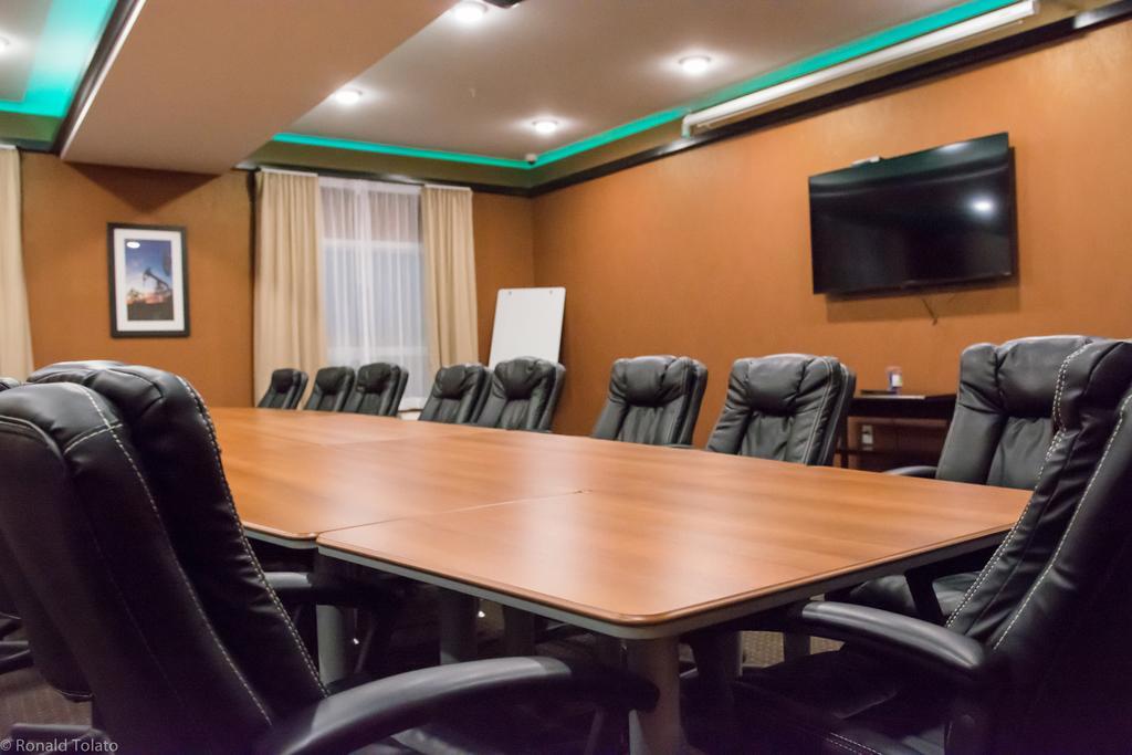 Comfort Inn & Suites Bonnyville Екстер'єр фото