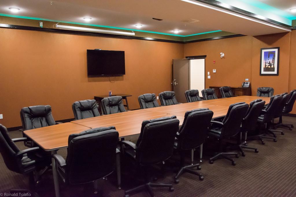 Comfort Inn & Suites Bonnyville Екстер'єр фото