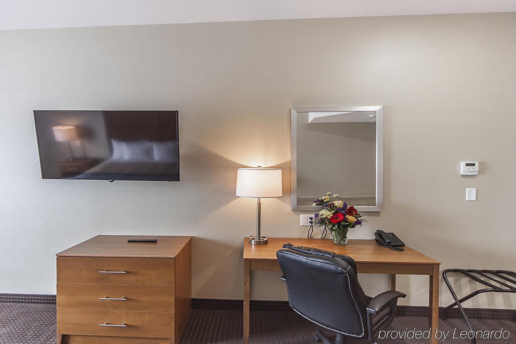 Comfort Inn & Suites Bonnyville Екстер'єр фото